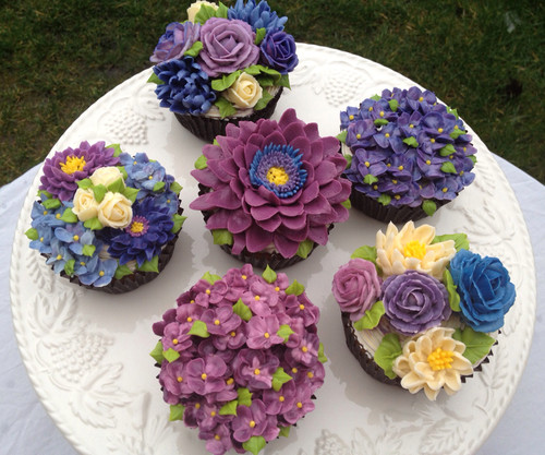 Международный день торта.Цветы Махи Мухаммед